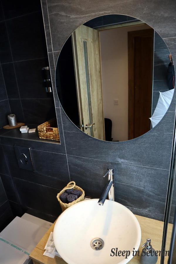 Apartament Ultracentral 2 Drobeta Turnu Severin Eksteriør bilde